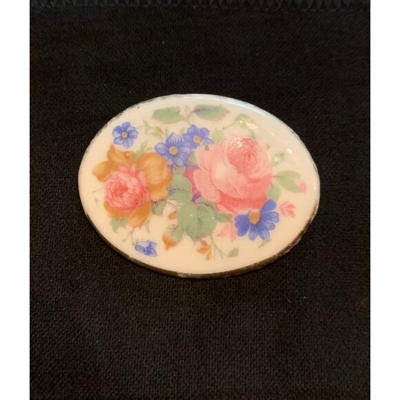 Vintage Porcelain Floral Motif Brooch with Screw Back Earrings - Picture 7 of 7